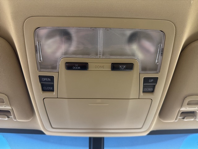 2015 Toyota Avalon XLE Premium photo 12