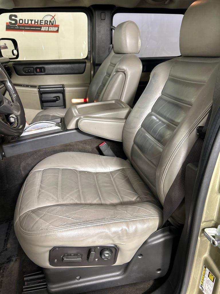 2005 Hummer H2 Base photo 3