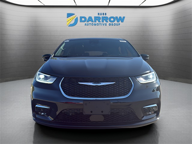 2026 Chrysler Pacifica photo 7