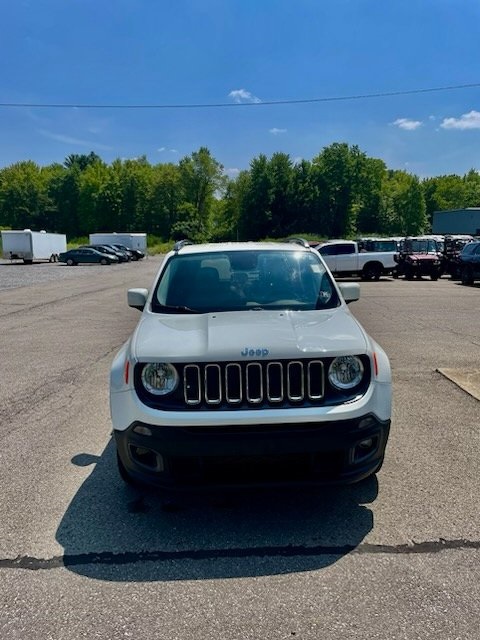 2017 Jeep Renegade Latitude North Edition photo 2