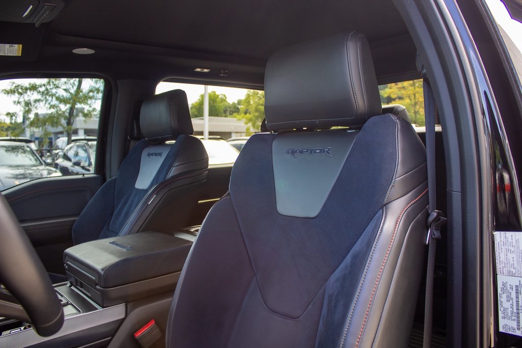 2022 Ford F-150 Raptor photo 11