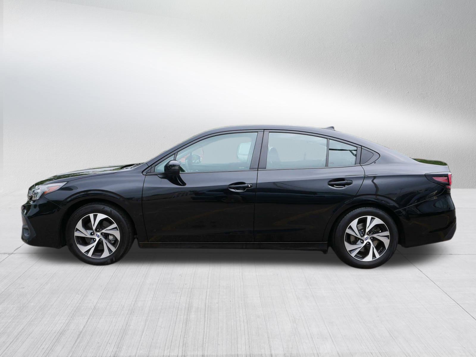 2023 Subaru Legacy Premium photo 4