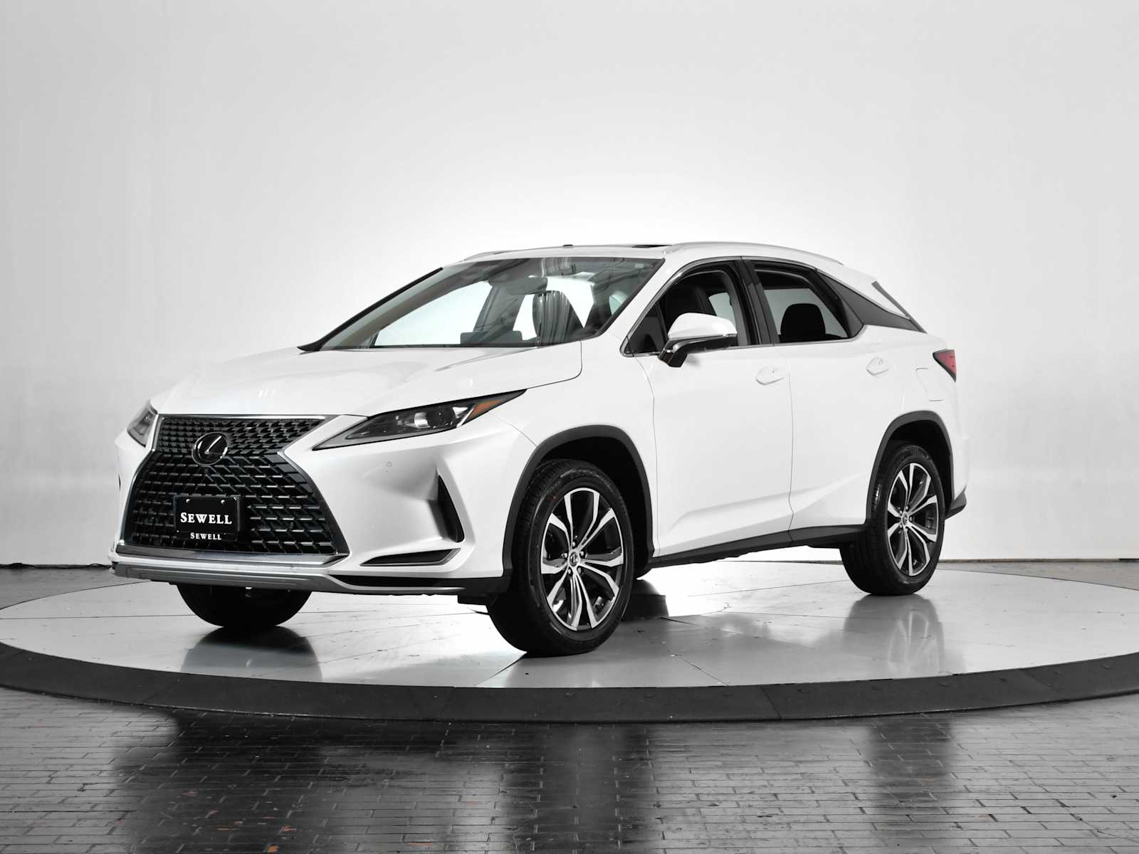 2021 Lexus RX 350's photo