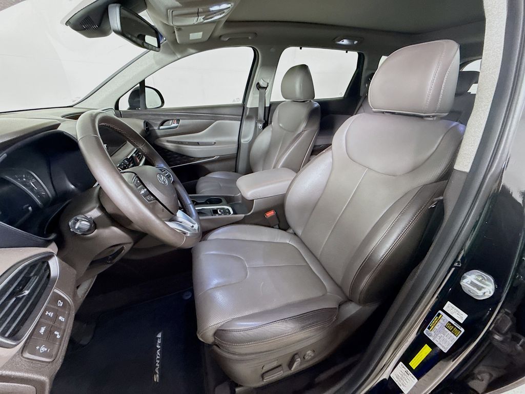 2020 Hyundai Santa Fe Limited photo 2