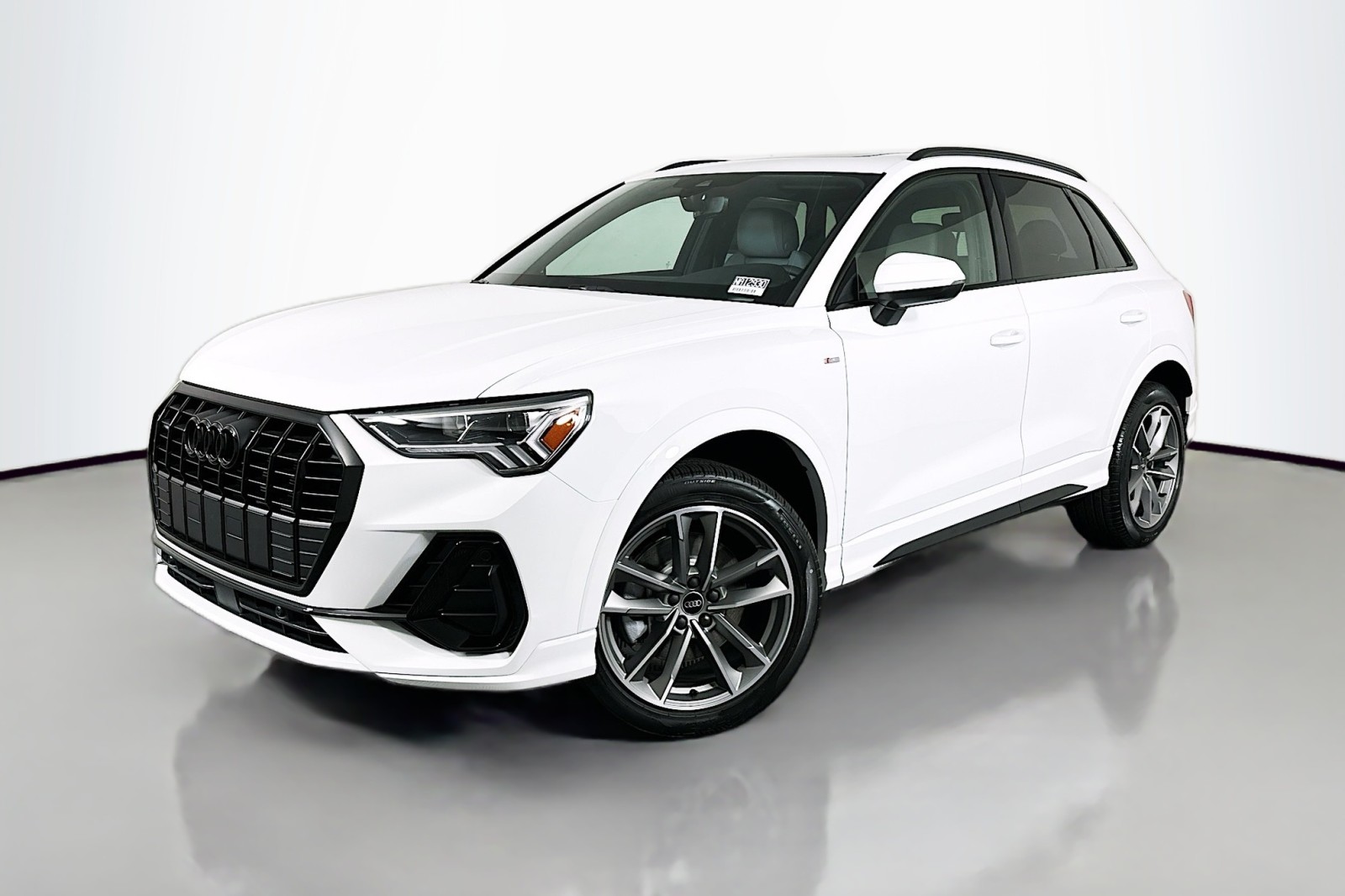 2025 Audi Q3 S Line Premium's photo