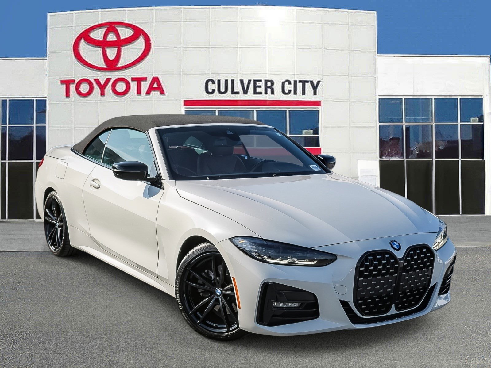 2022 BMW 4 Series 430i's photo