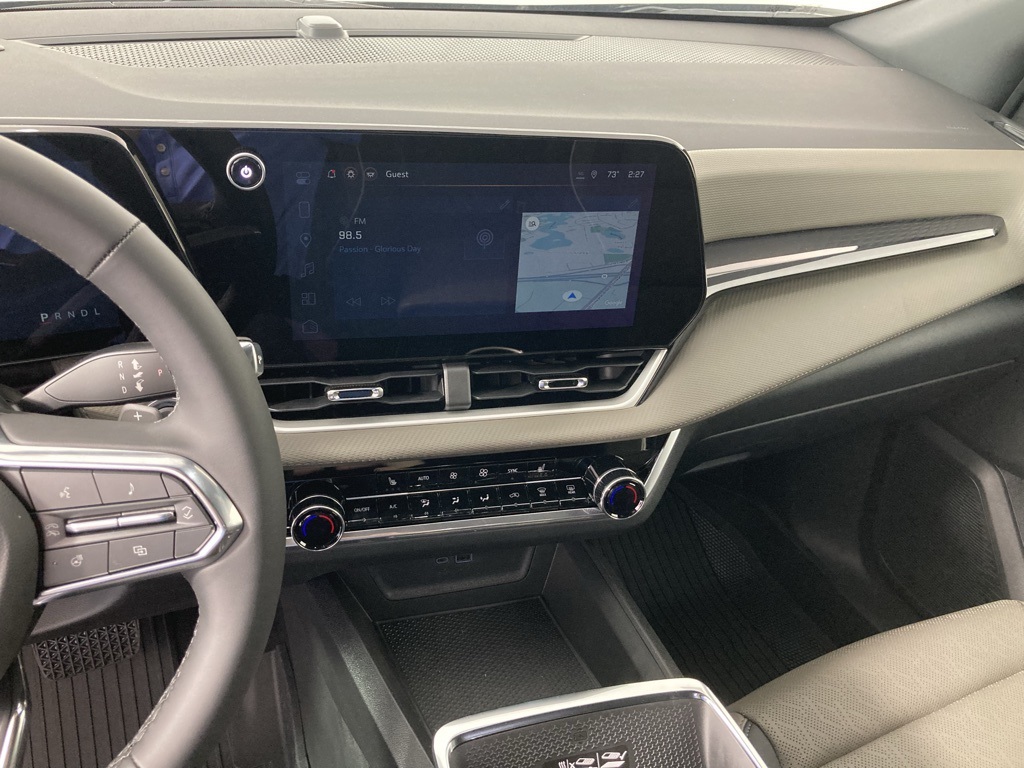 2026 Chevrolet Equinox LT photo 2