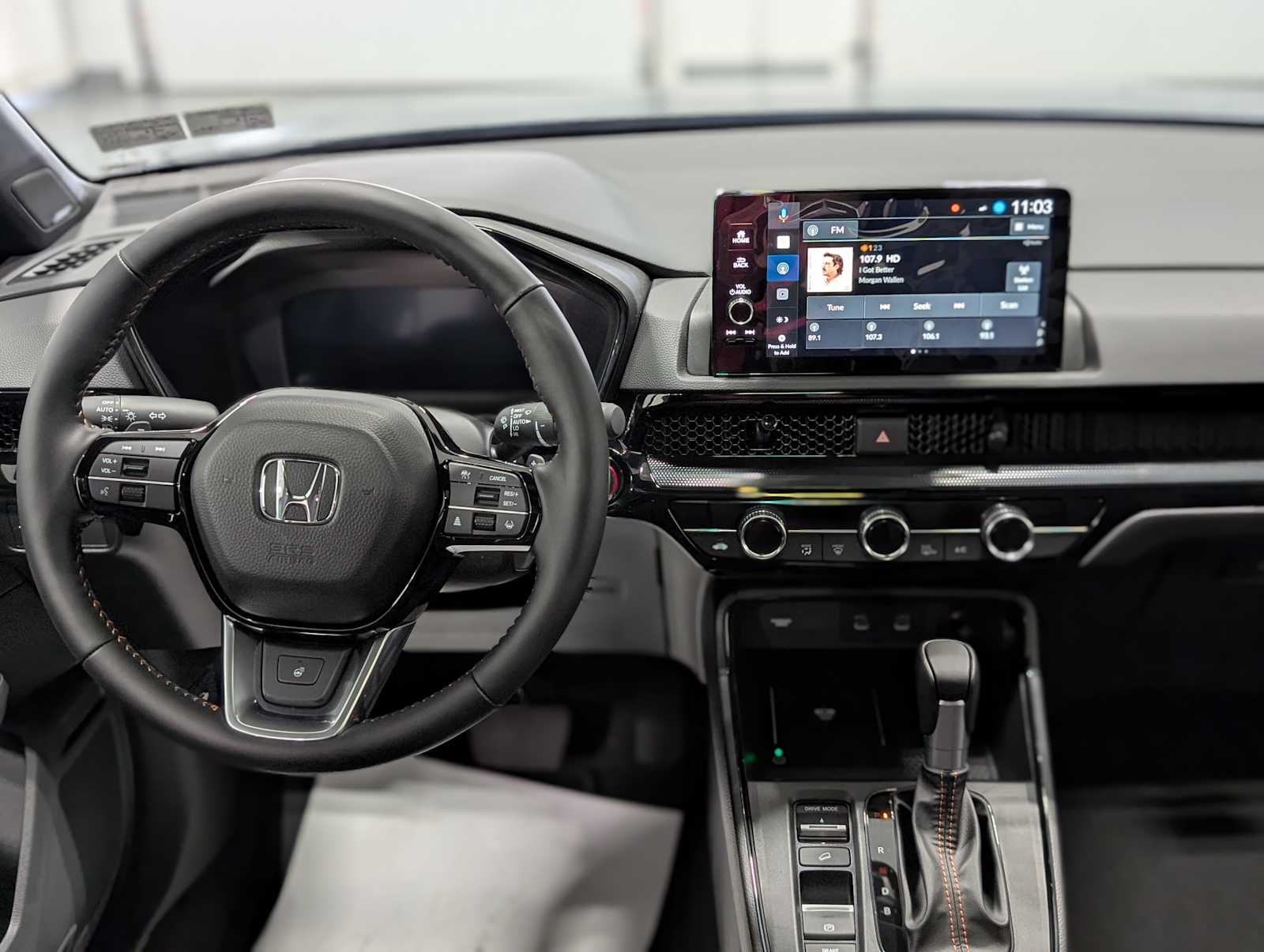 2026 Honda CR-V Hybrid Sport Touring photo 4