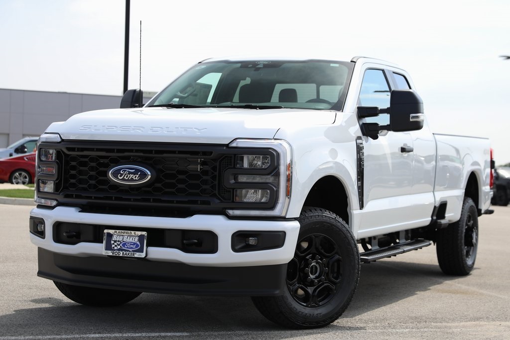 2025 Ford F-350 XL photo 5