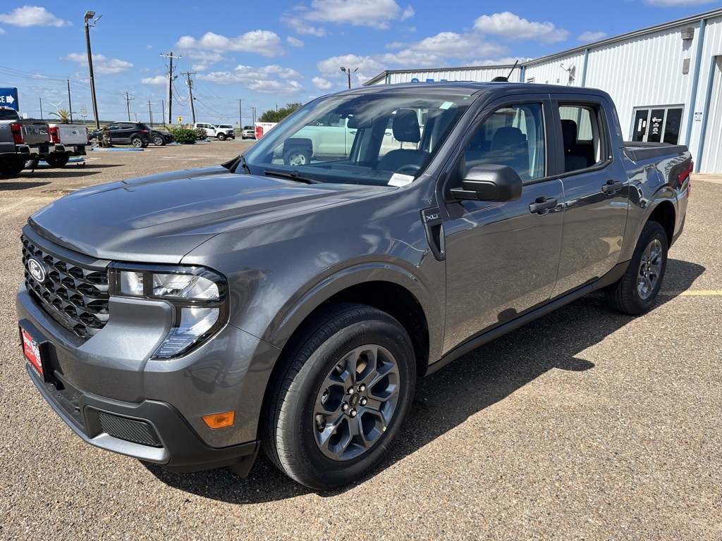 2025 Ford Maverick XLT photo 2