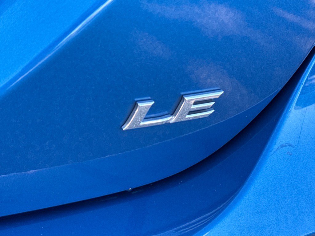 2019 Toyota Camry SE XLE photo 15