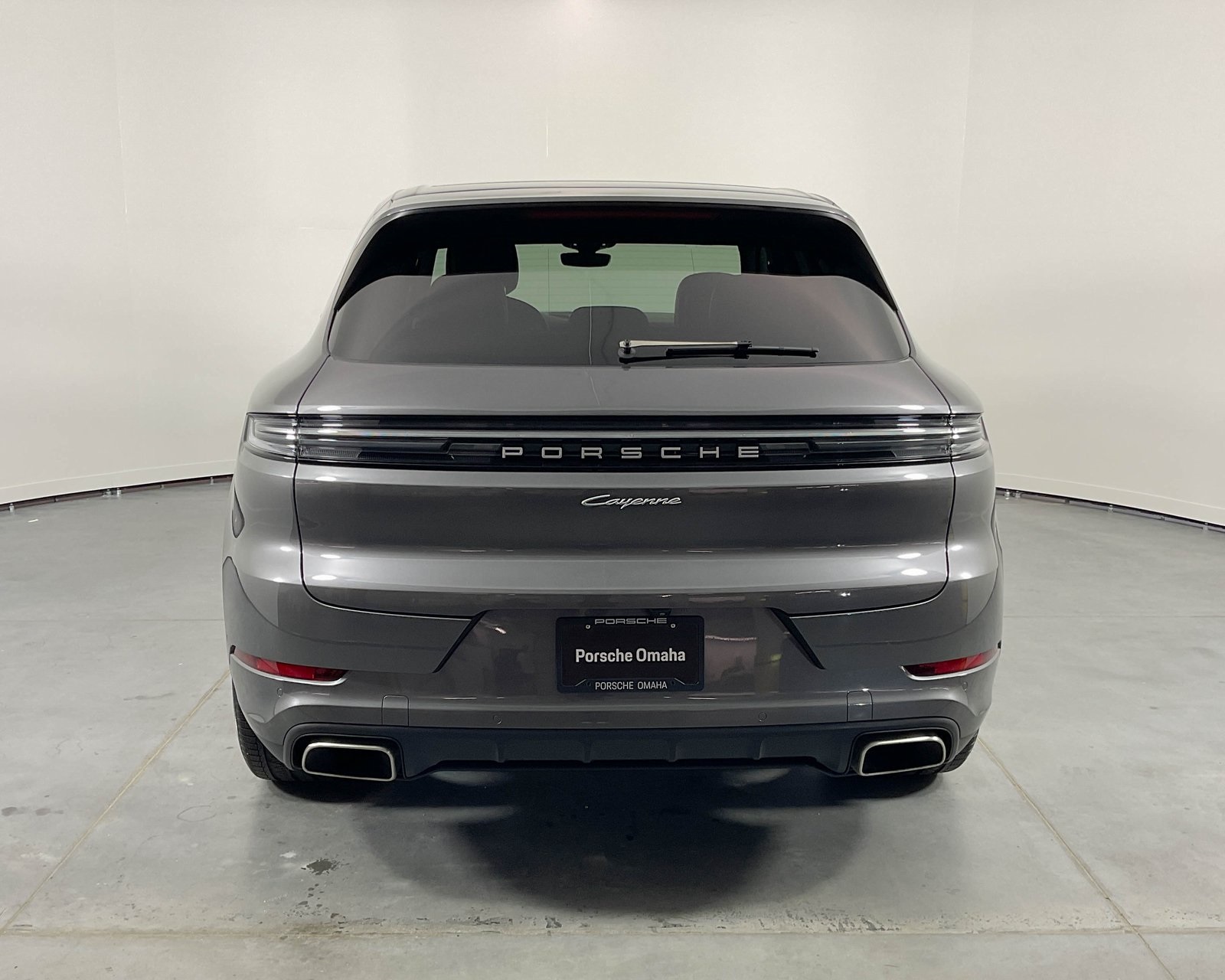 2024 Porsche Cayenne photo 6