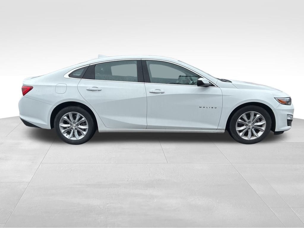2024 Chevrolet Malibu 1LT photo 6