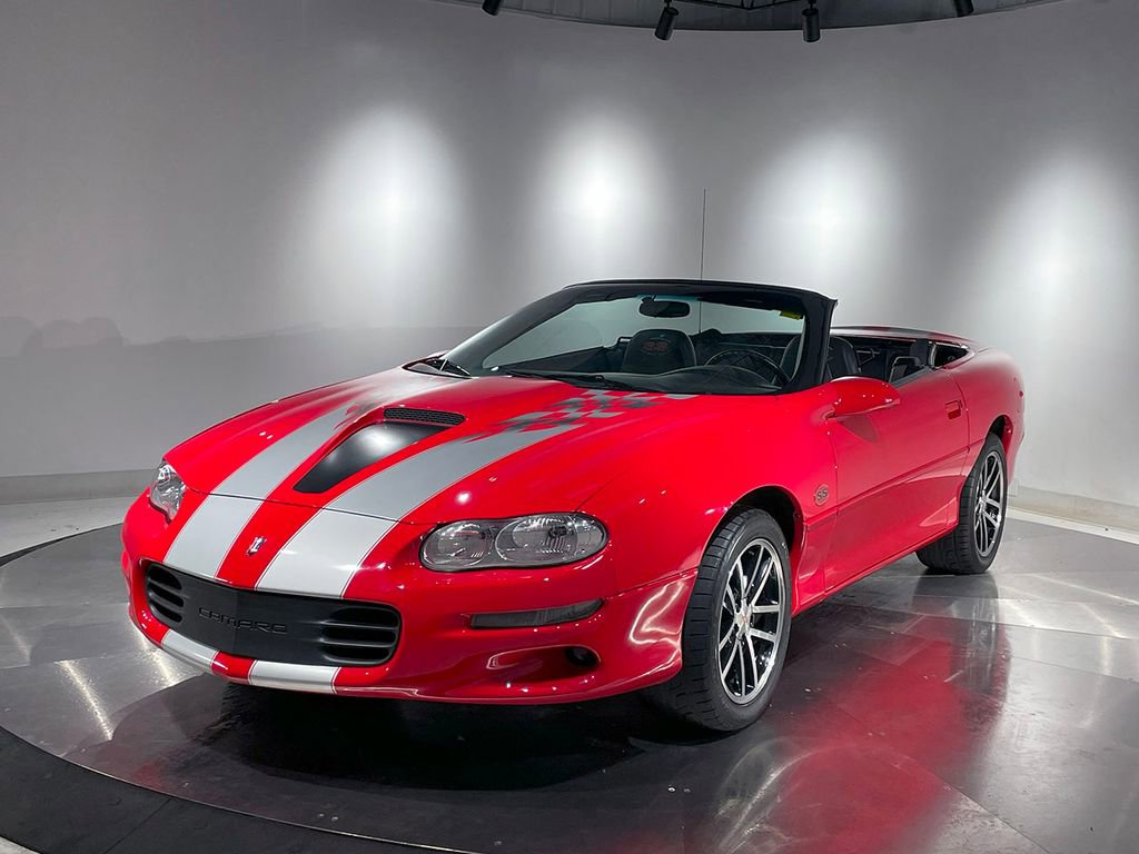 2002 Chevrolet Camaro Sport Coupe photo 2