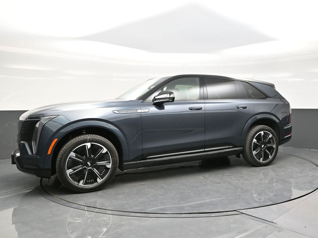 2025 Cadillac Escalade IQ Sport photo 3
