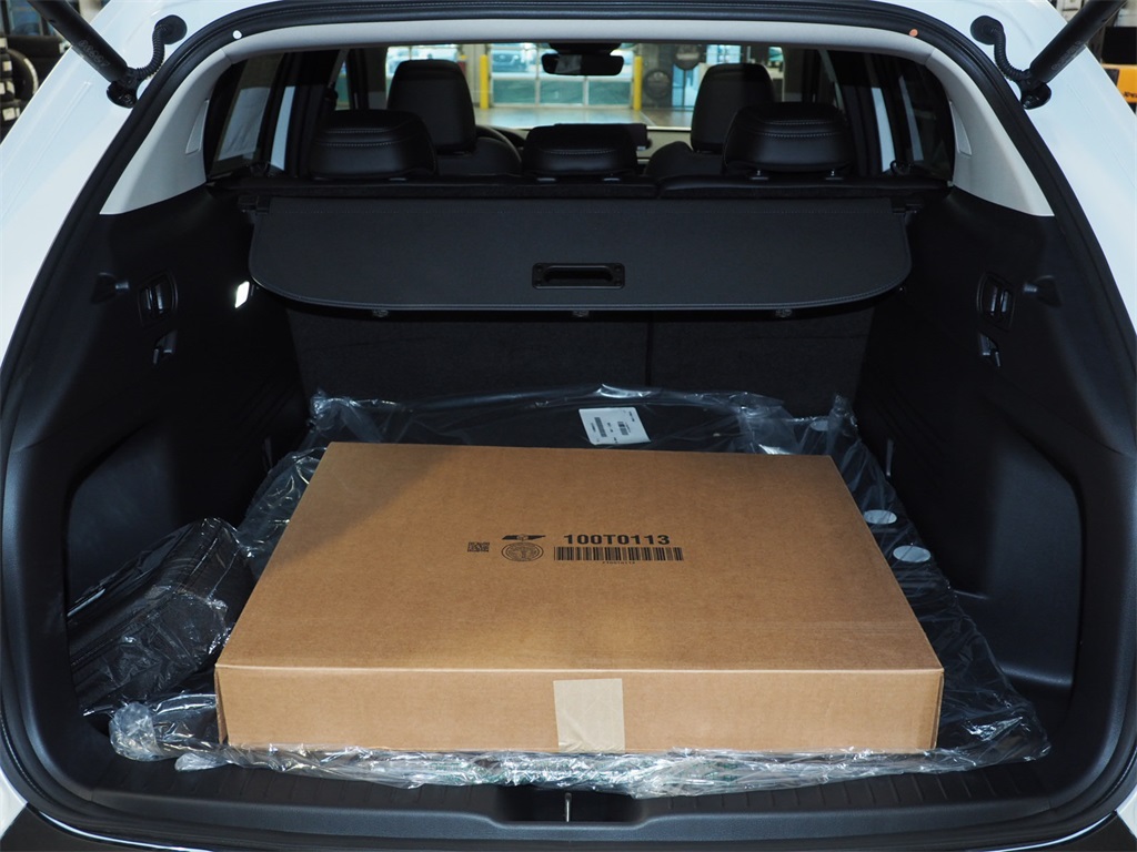 2025 Mazda CX-50 2.5 Premium Plus photo 3