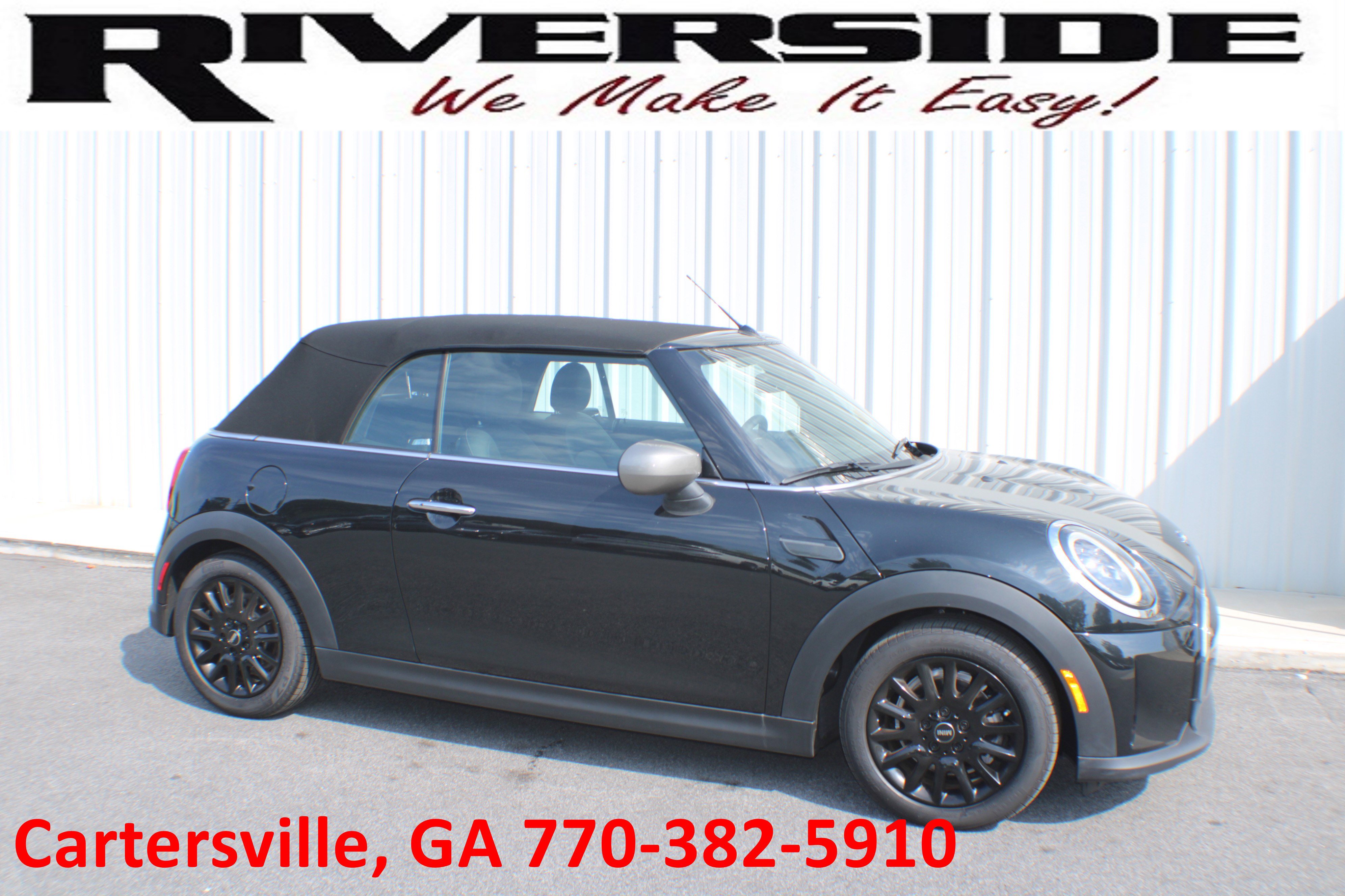 2024 MINI Convertible Base's photo