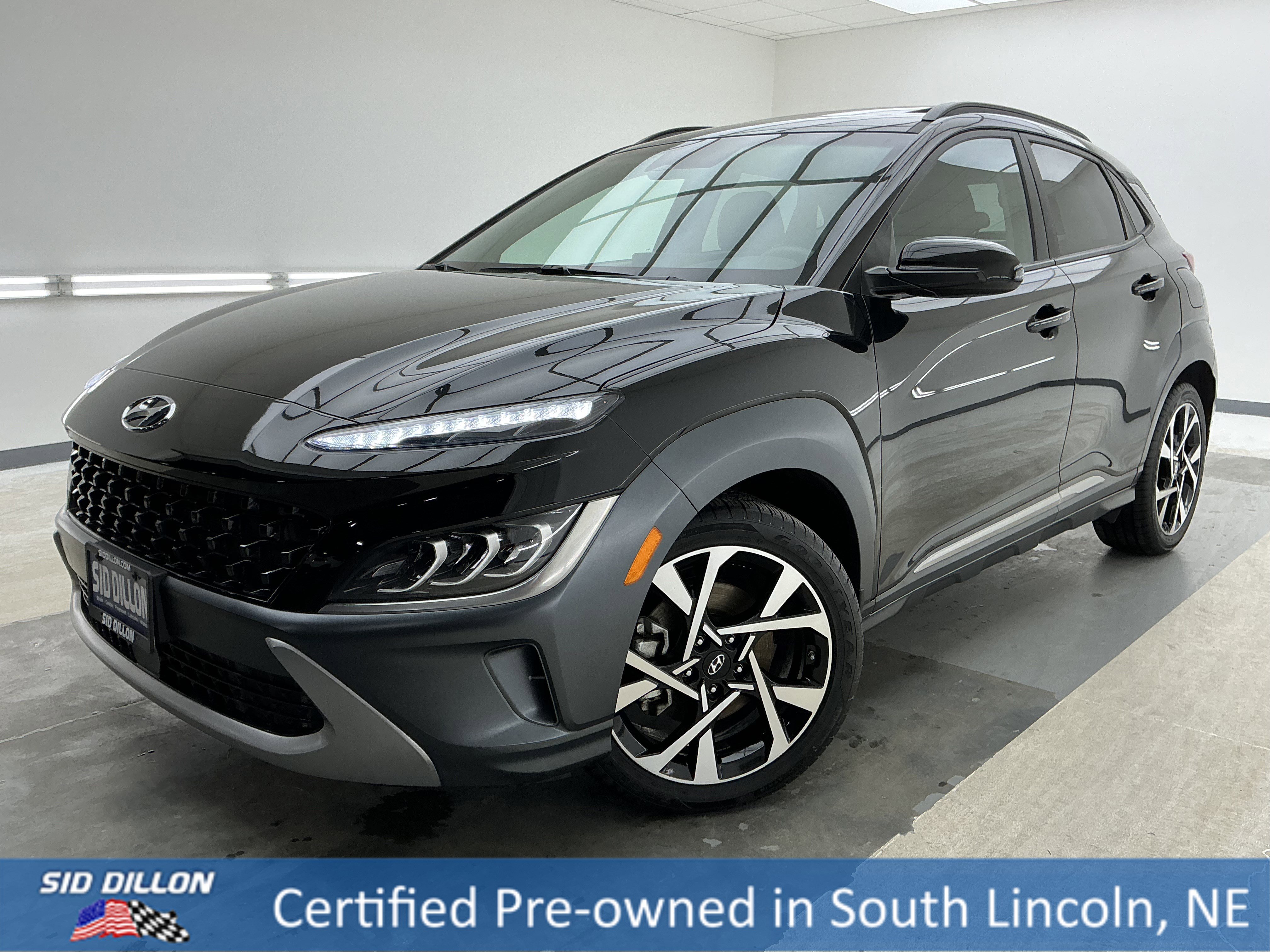 2023 Hyundai Kona Limited's photo