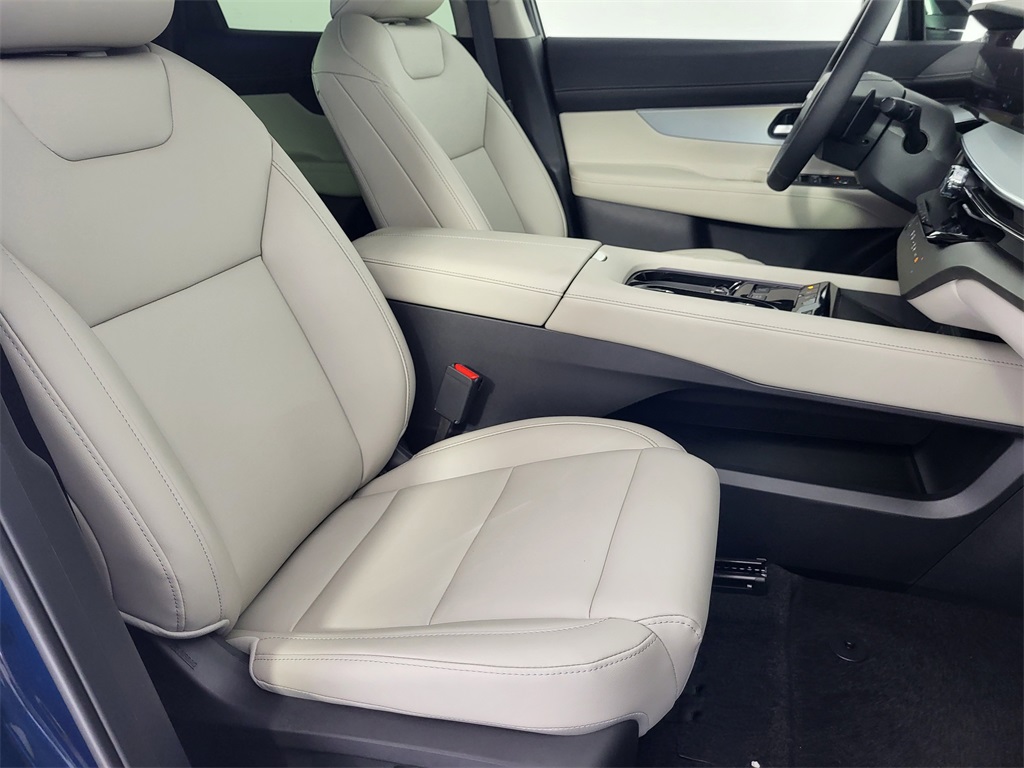 2025 Nissan Murano SL photo 17