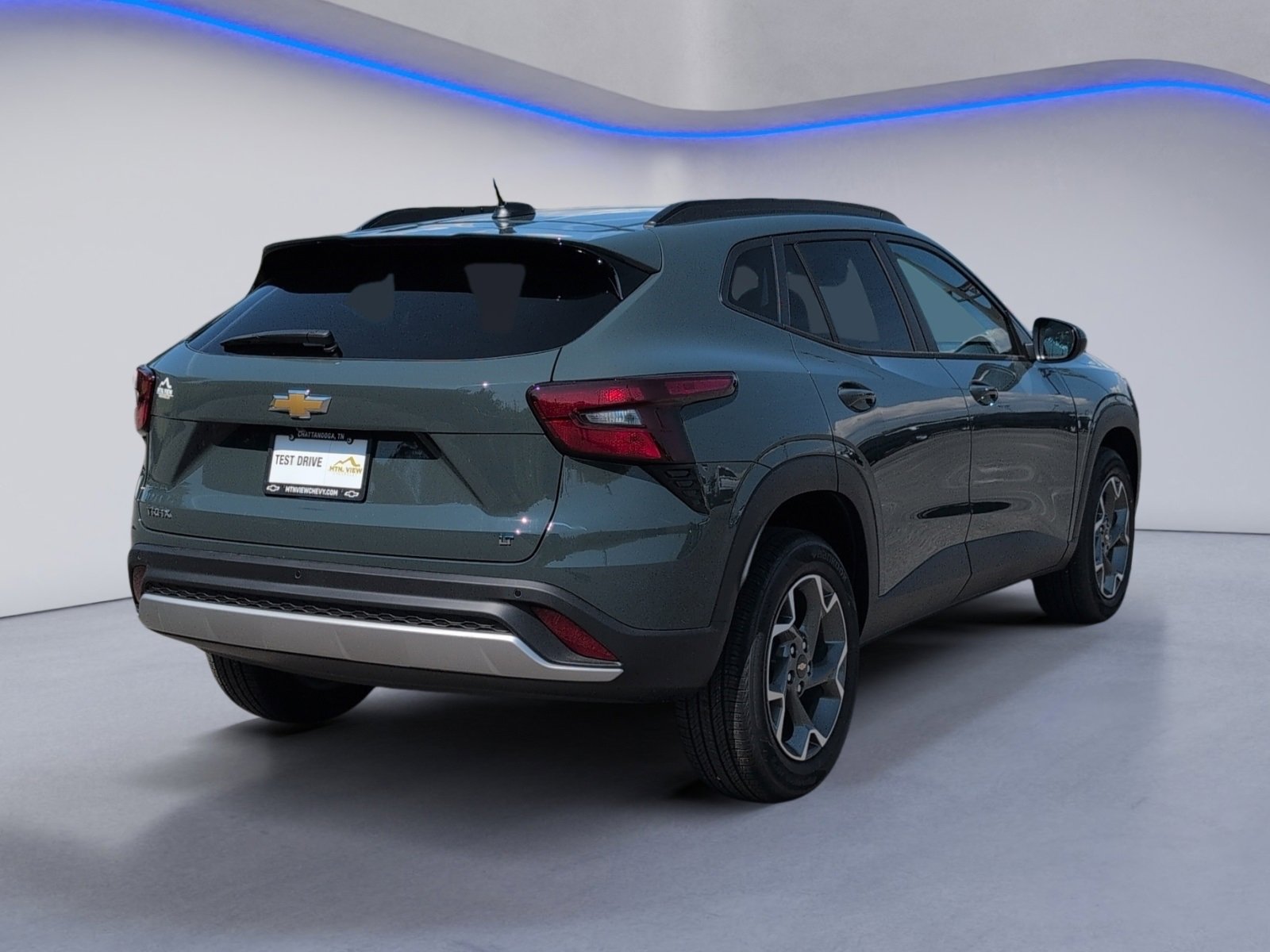 2026 Chevrolet Trax LT photo 2