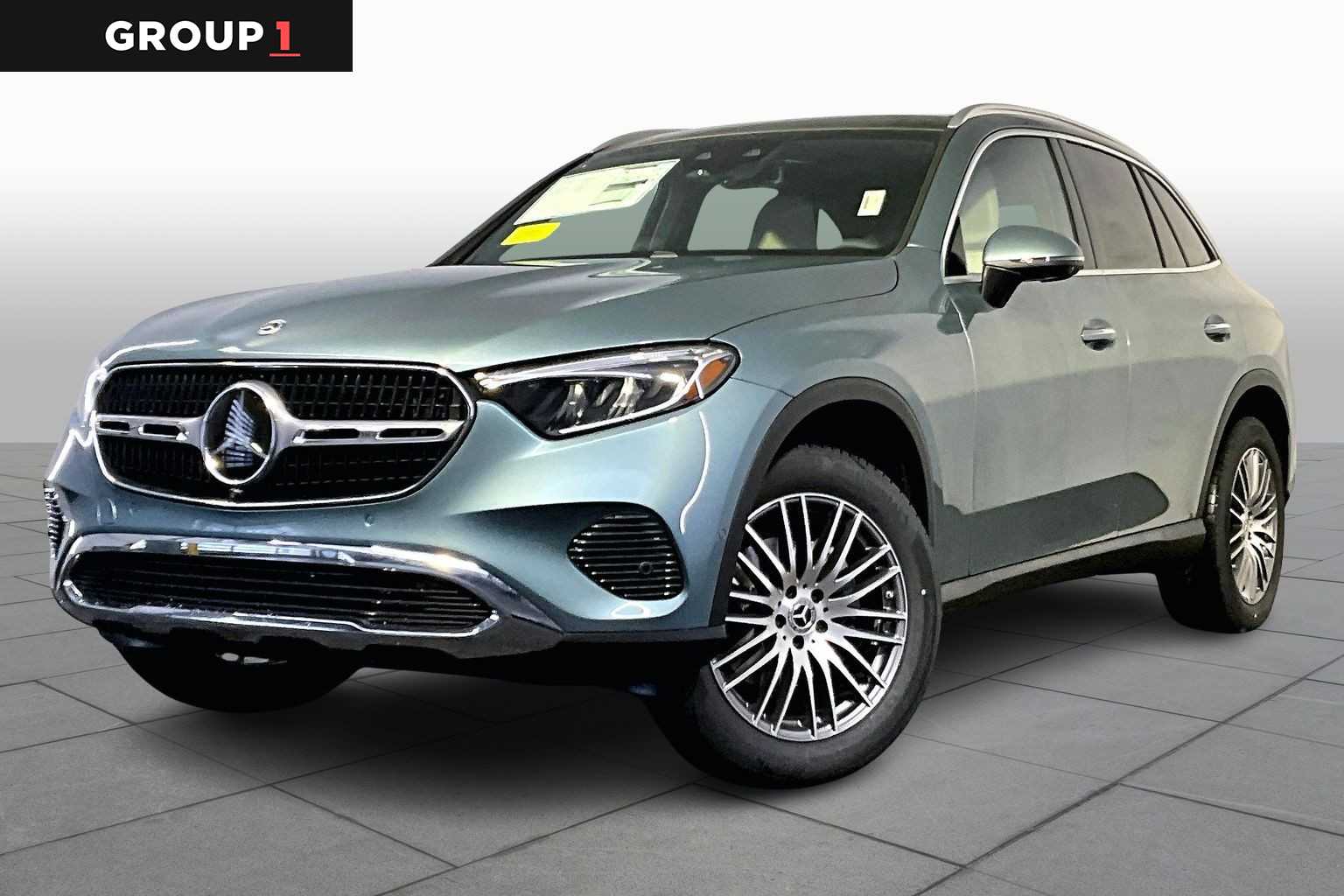 2026 Mercedes-Benz GLC Base's photo