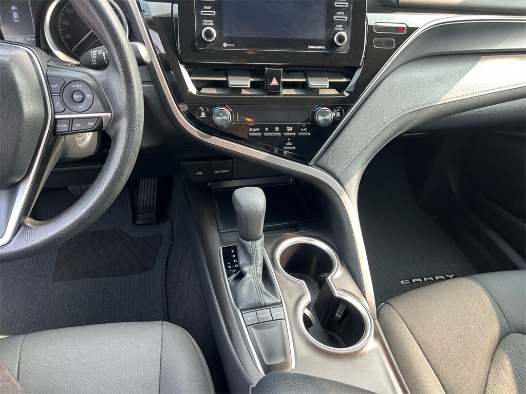 2024 Toyota Camry LE photo 15