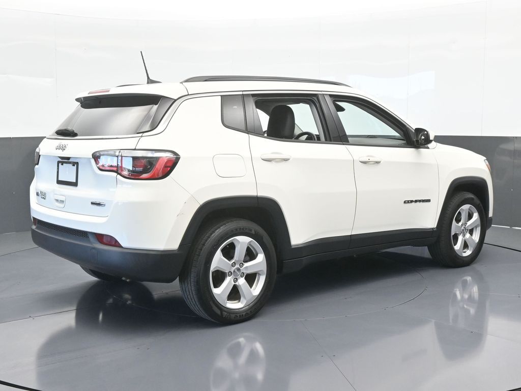 2020 Jeep Compass Latitude photo 6