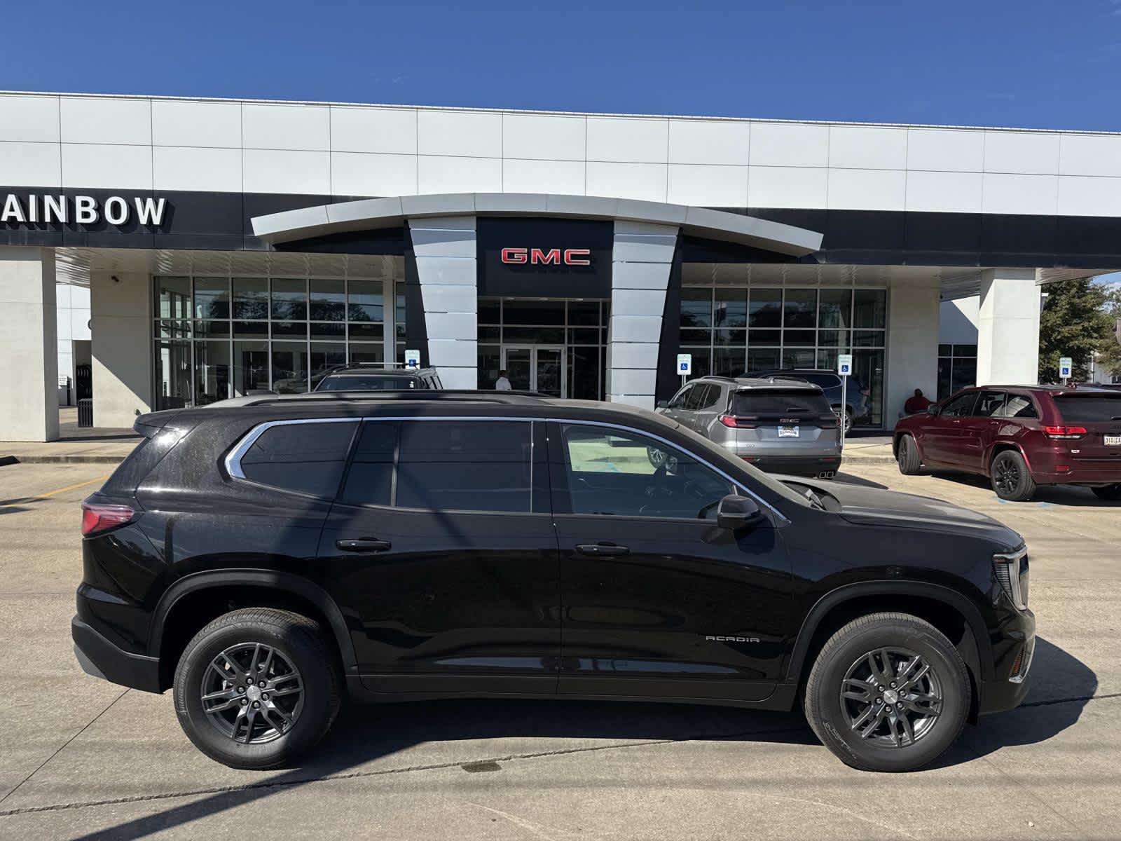 2026 GMC Acadia Elevation's photo