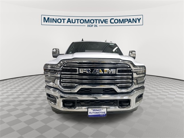 2025 Ram 2500 Laramie photo 3