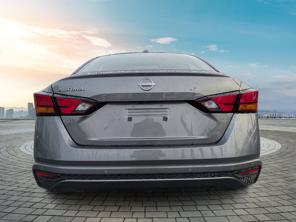 2025 Nissan Altima S photo 4