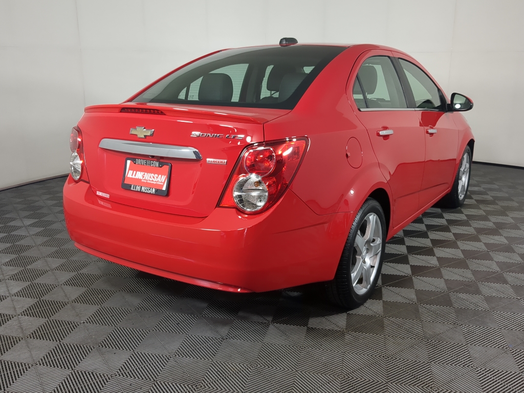 2015 Chevrolet Sonic LTZ photo 8
