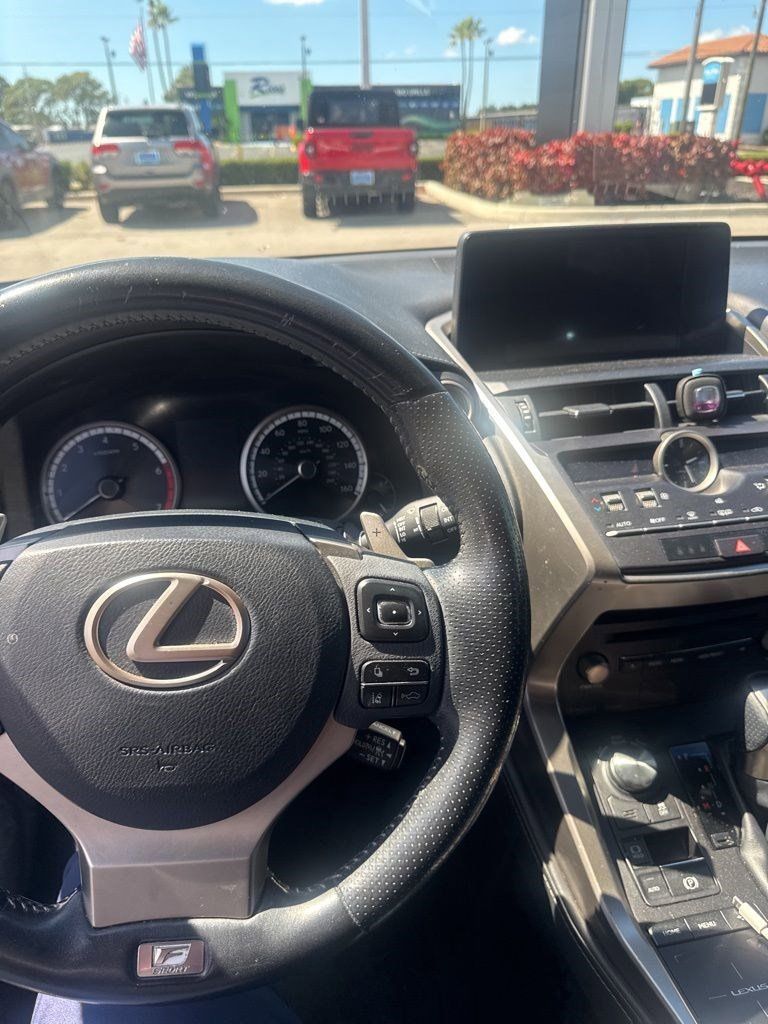 2019 Lexus NX 300 F SPORT photo 4
