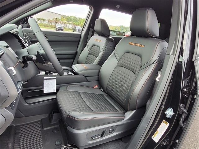 2025 Nissan Pathfinder Rock Creek photo 8