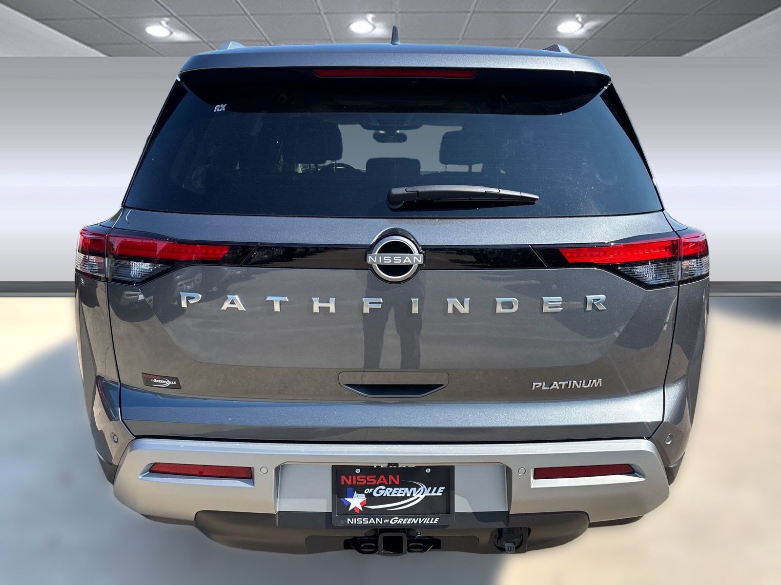 2025 Nissan Pathfinder Platinum photo 6