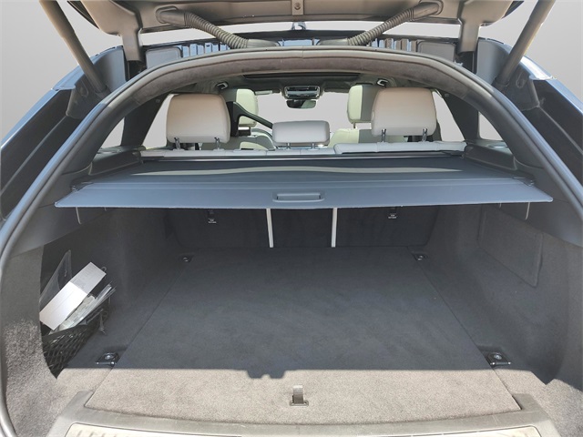 2023 Land Rover Range Rover Velar P400 HST photo 27