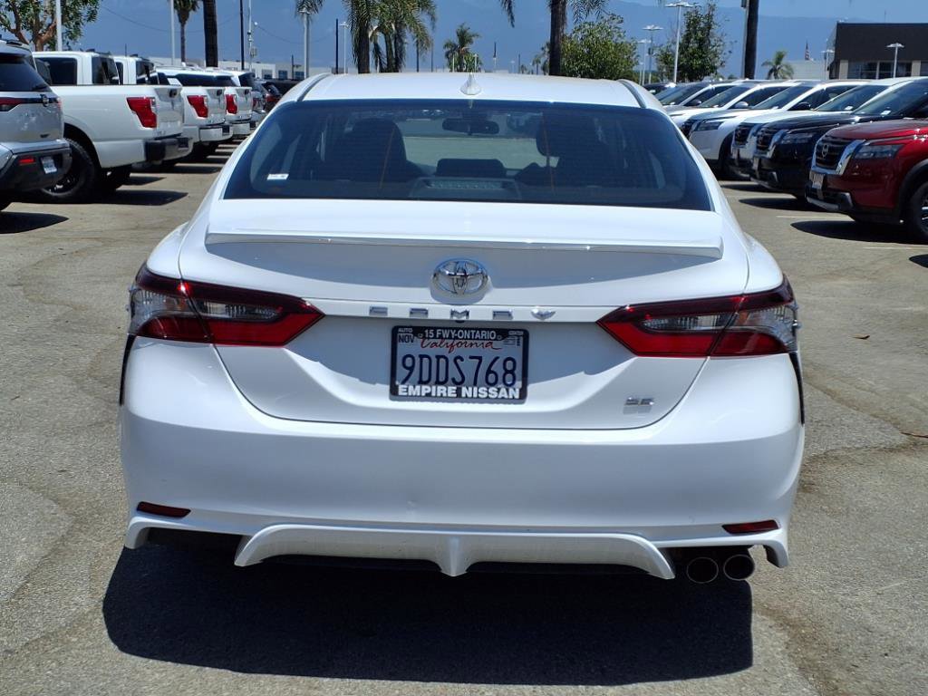 2023 Toyota Camry SE photo 4
