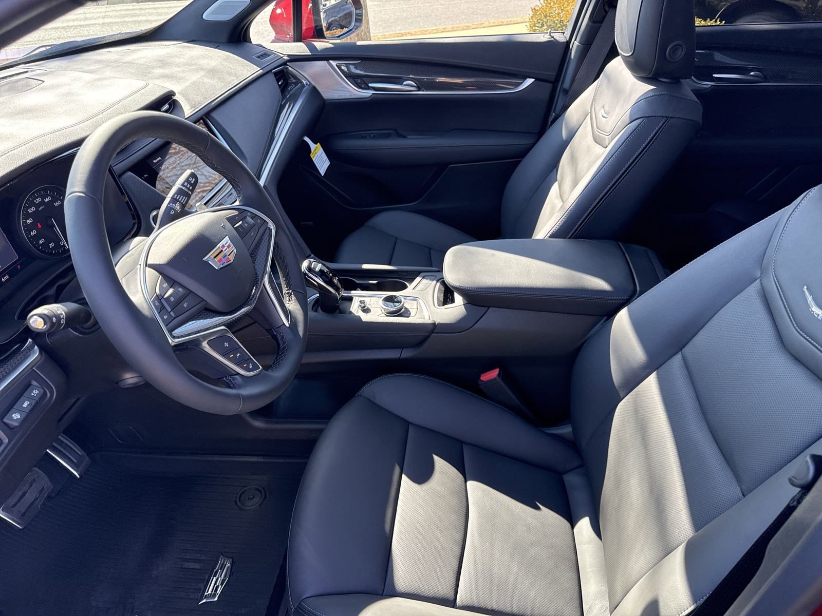 2025 Cadillac XT5 Sport photo 15