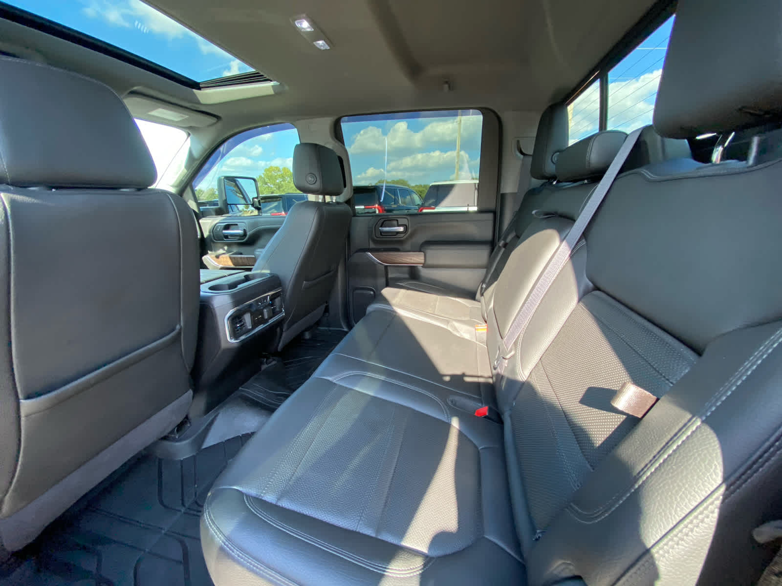 2020 Gmc Sierra Denali photo 27