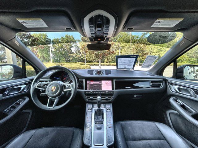 2021 Porsche Macan Base photo 17