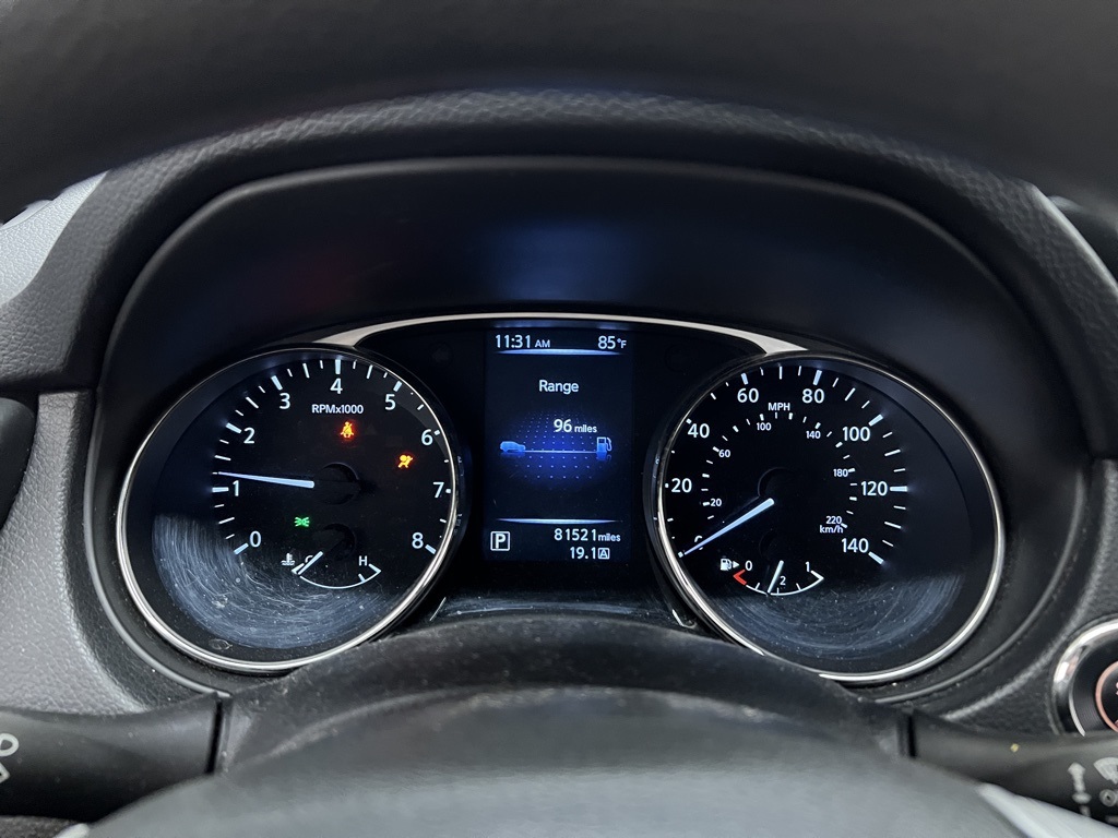 2016 Nissan Rogue SV photo 9