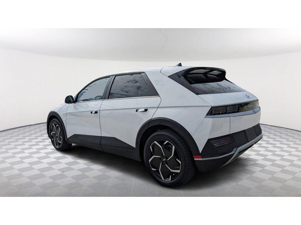 2024 Hyundai Ioniq 5 SEL photo 4