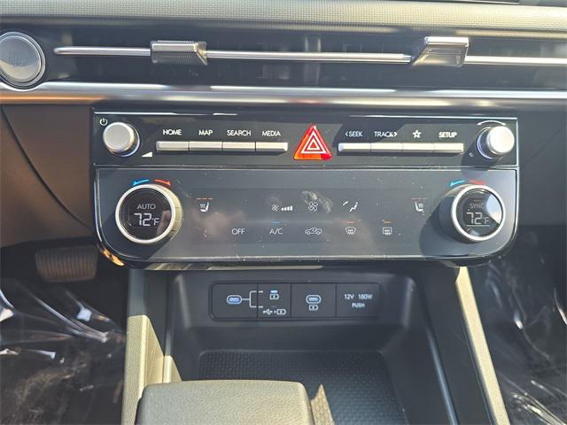 2026 Hyundai Santa Cruz SEL photo 18