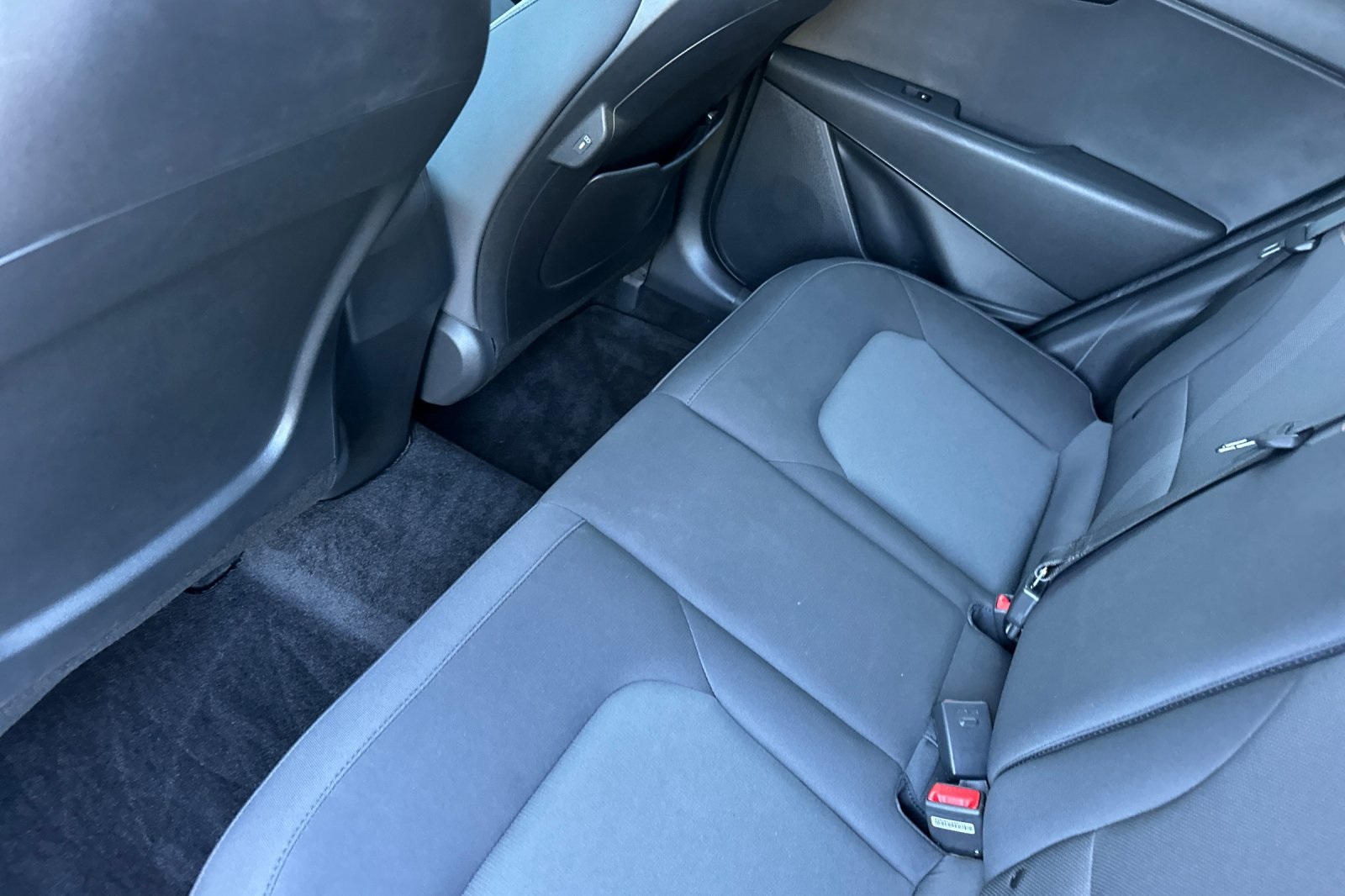 2023 Kia Niro LX photo 12