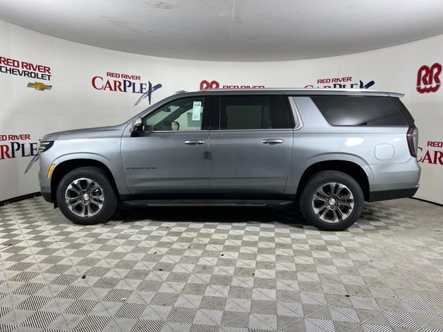 2026 Chevrolet Suburban LT photo 3