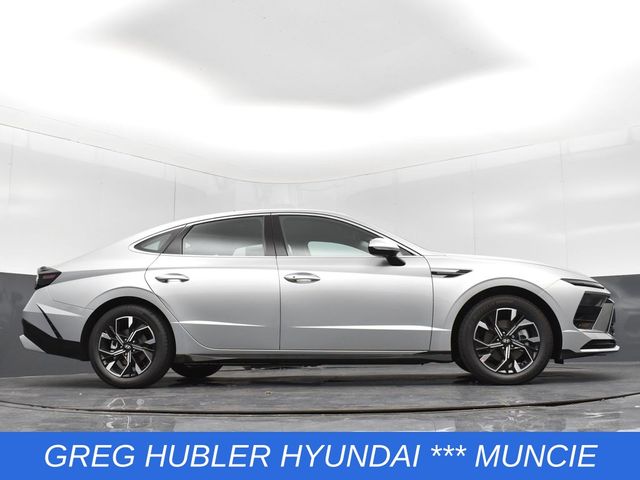 2025 Hyundai Sonata SEL photo 40