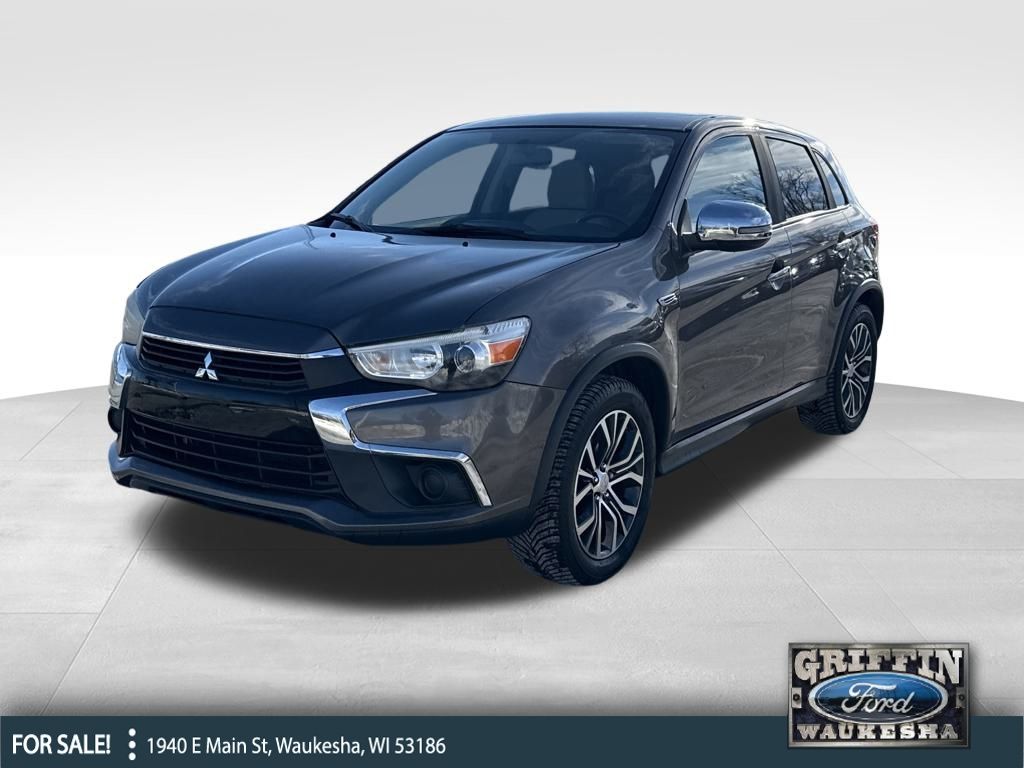2017 Mitsubishi Outlander Sport ES's photo