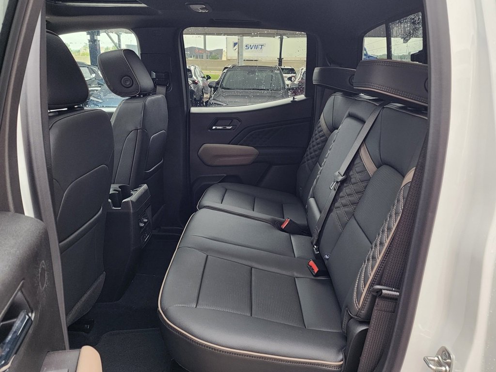 2026 Gmc Canyon Denali photo 43