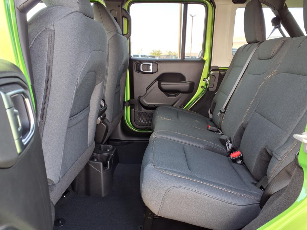 2025 Jeep Wrangler Sport S photo 3