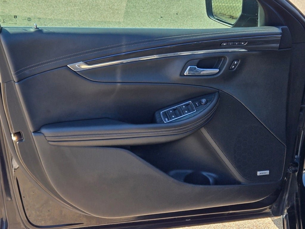 2018 Chevrolet Impala Premier photo 17