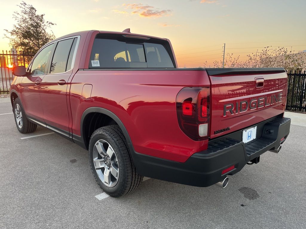 2025 Honda Ridgeline RTL photo 3